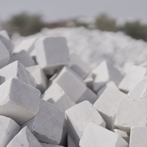  سنگ حجمی کوبیک: معرفی، کاربردها و نکات مهم خرید